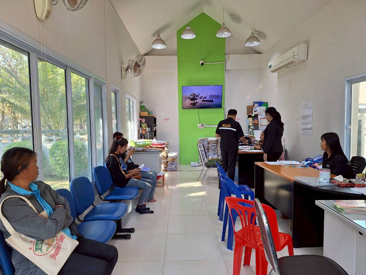 title - ผู้ตรวจราชการ ส.ป.ก. ประชุมตรวจราชการและติดตามความก้าวหน้าผลการดำเนินงานตามแผนการตรวจราชการของผู้ตรวจราชการสำนักงานการปฏิรูปที่ดินเพื่อเกษตรกรรม ประจำปีงบประมาณ พ.ศ. 2569 รอบที่ 1 เขตตรวจราชการที่ 10 จังหวัดหนองคาย 